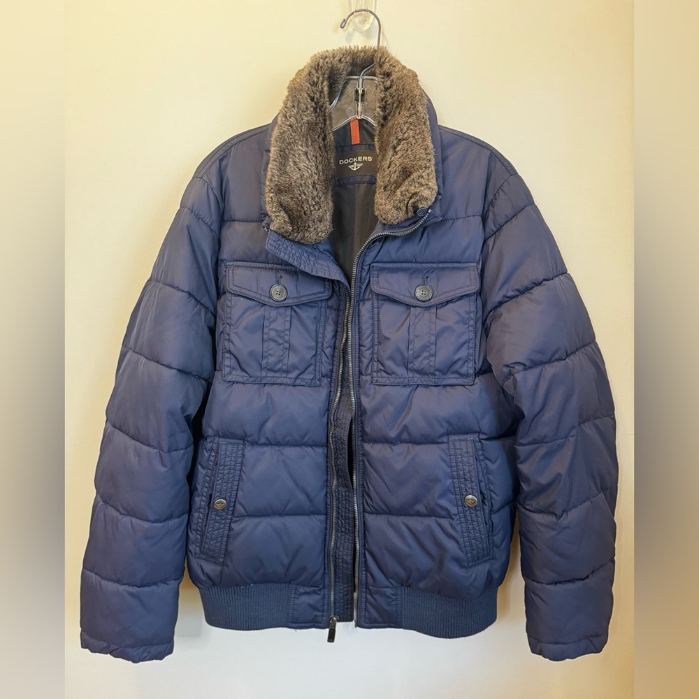Dockers Men’s women’s small navy puffer bomber jacket faux fur detachable collar